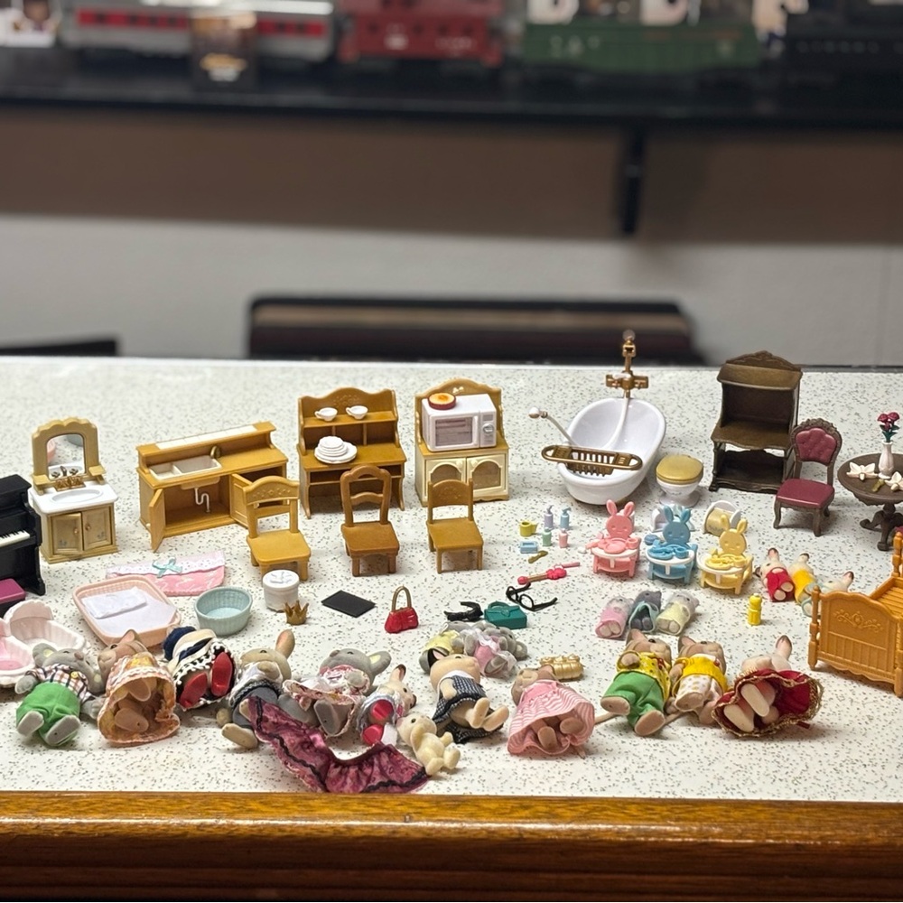 Calico Critters Lot